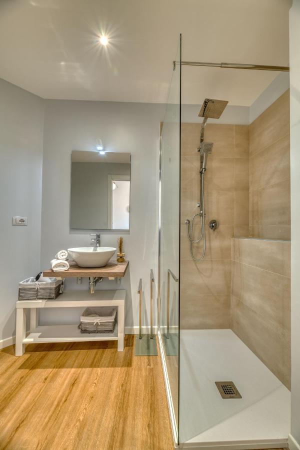 Izzhome Corso76 กาญารี ภายนอก รูปภาพ